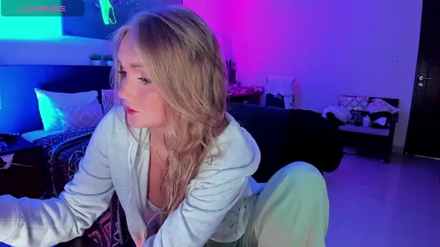 PrincessVS online show from March 21, 2025, 5:43 am