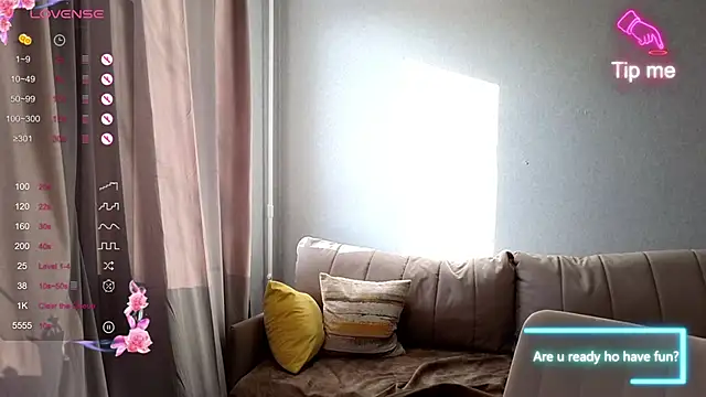 marrycolins online show from February 19, 2025, 4:12 am