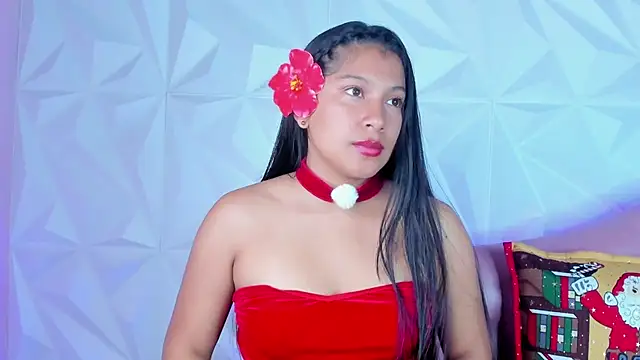 LinnaGardenia online show from December 14, 2024, 1:49 pm