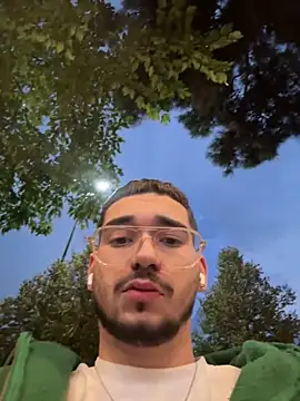 mertkaan27 online show from November 23, 2025, 3:01 pm