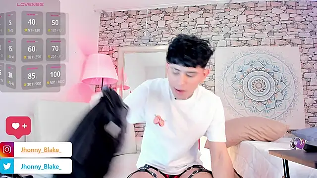 Jhonny-Blake online show from March 12, 2025, 9:03 pm