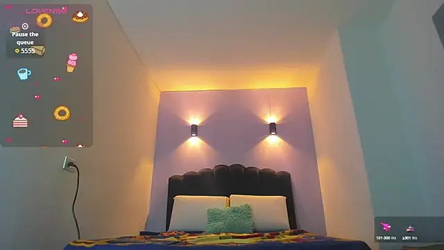 Sofia Clauss  online show from September 15, 2025, 3:50 am