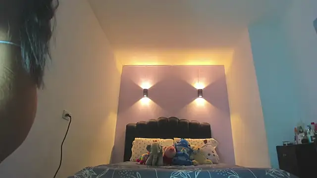 Sofia Clauss  online show from March 24, 2026, 4:50 am