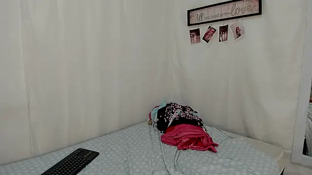 gabriela duarte1 online show from February 12, 2025, 5:05 am