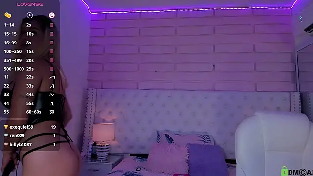 Yaaky  online show from December 11, 2024, 12:02 am