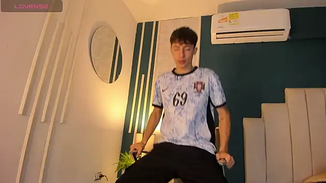 AlessandroDybala online show from January 26, 2025, 12:01 pm