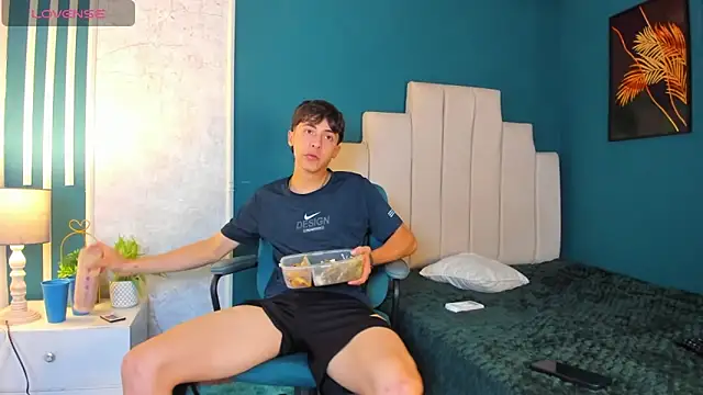 AlessandroDybala online show from March 18, 2025, 5:21 pm