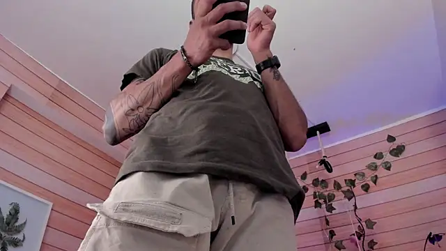 Tom cooper  online show from March 22, 2025, 1:08 pm