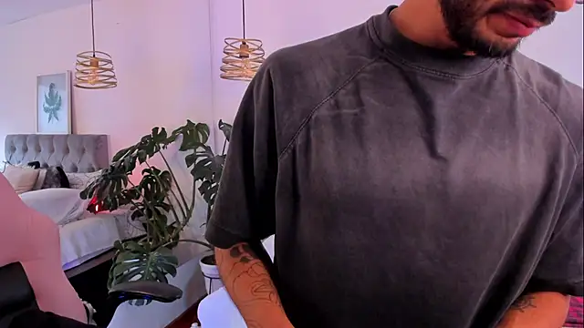 Tom cooper  online show from November 15, 2025, 12:45 pm