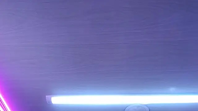 candy lux  online show from January 15, 2025, 4:54 pm