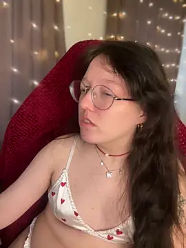 Snapshot of emigooflordXD chatting on February 14, 2025, 10:38 am emigooflordXD online show from February 14, 2025, 10:38 am