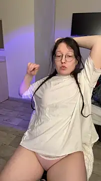 emigooflordXD online show from November 16, 2025, 11:27 am