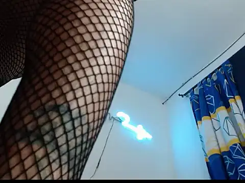 SammyKisses online show from April 16, 2026, 1:39 am