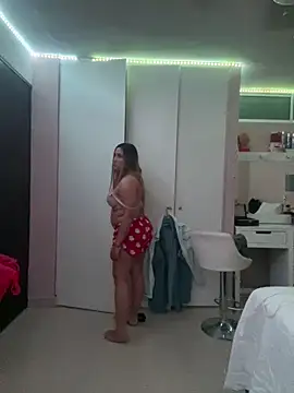 DarianaGuzz online show from March 10, 2025, 6:05 am