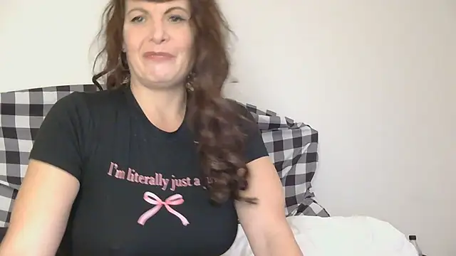 Snapshot of HeyyImHarlowe chatting on December 11, 2024, 7:09 am HeyyImHarlowe online show from December 11, 2024, 7:09 am