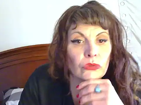 Snapshot of HeyyImHarlowe chatting on December 21, 2024, 2:26 pm HeyyImHarlowe online show from December 21, 2024, 2:26 pm