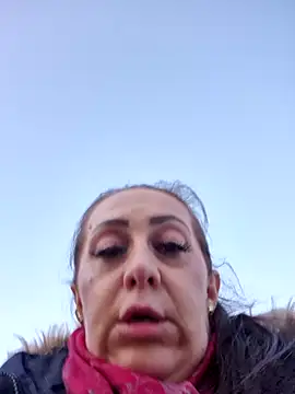 AvaLloyd online show from February 24, 2025, 3:42 pm