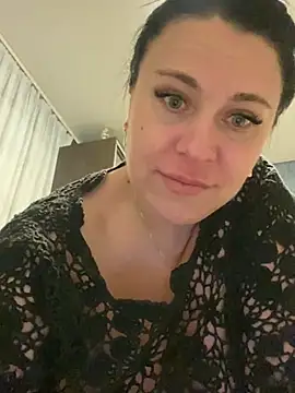 Snapshot of CuteNata chatting on December 15, 2024, 5:42 pm CuteNata online show from December 15, 2024, 5:42 pm