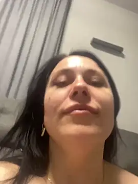 Snapshot of CuteNata chatting on February 17, 2025, 5:21 pm CuteNata online show from February 17, 2025, 5:21 pm