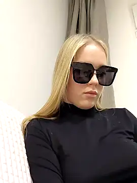 Little Forest ELF online show from December 4, 2024, 8:40 pm