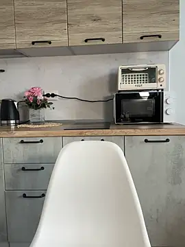 Little Forest ELF online show from March 13, 2025, 9:32 am