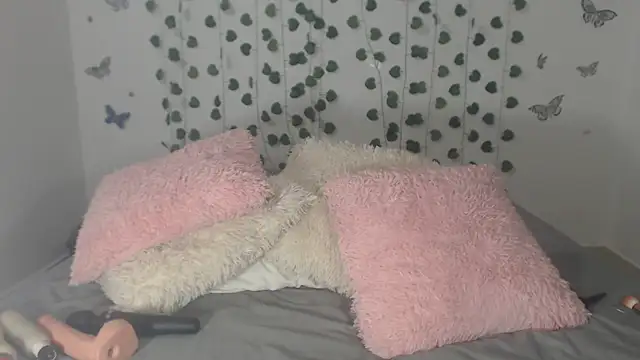 Selena v online show from February 19, 2025, 10:45 am