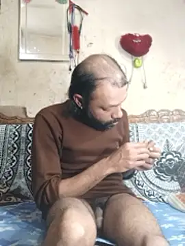 BadBoySmoker7070 online show from January 7, 2026, 7:05 pm