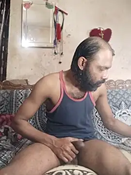 BadBoySmoker7070 online show from March 10, 2026, 5:12 am