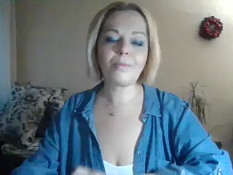 SofiyaPetrova online show from January 17, 2025, 6:04 am