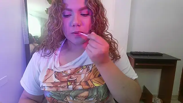 Snapshot of moon_sunflower chatting on May 24, 2026, 10:04 pm moon sunflower online show from May 24, 2026, 10:04 pm