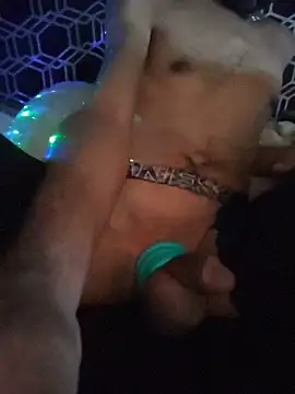 Snapshot of Sir-meltsclearrockzalot chatting on November 22, 2025, 10:20 pm Sir-meltsclearrockzalot online show from November 22, 2025, 10:20 pm