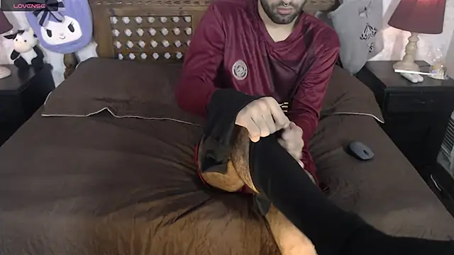 MilanZaire online show from March 12, 2025, 11:12 pm