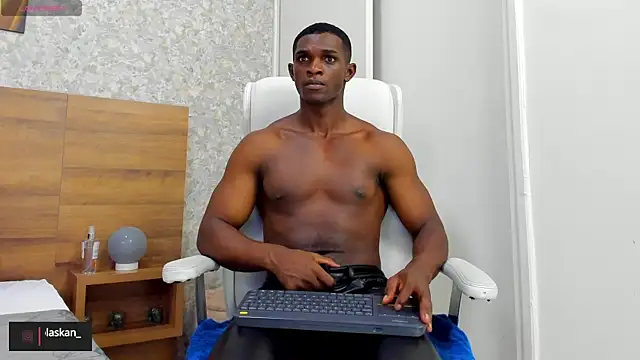 nicolaskan online show from December 23, 2024, 5:28 am