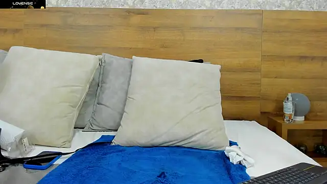 nicolaskan online show from January 16, 2025, 4:39 pm