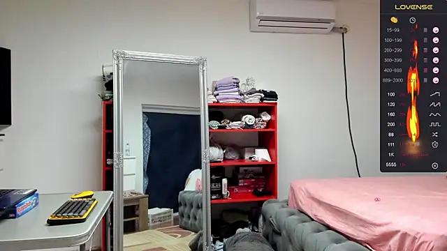 supermanboy94 online show from January 25, 2025, 3:30 am