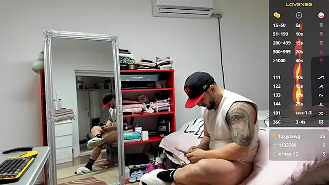 supermanboy94 online show from February 12, 2025, 9:42 am