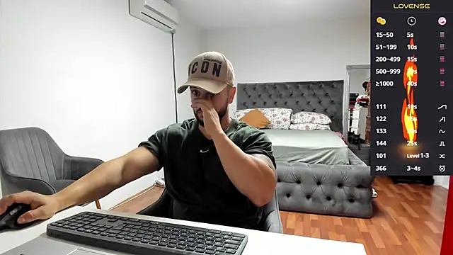 supermanboy94 online show from October 13, 2025, 5:29 am