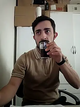 milfhuntertr online show from March 16, 2025, 8:10 am