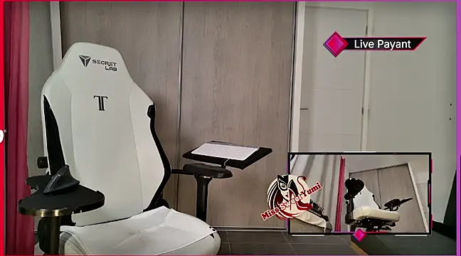 MissSweetYumi online show from January 28, 2025, 6:07 pm