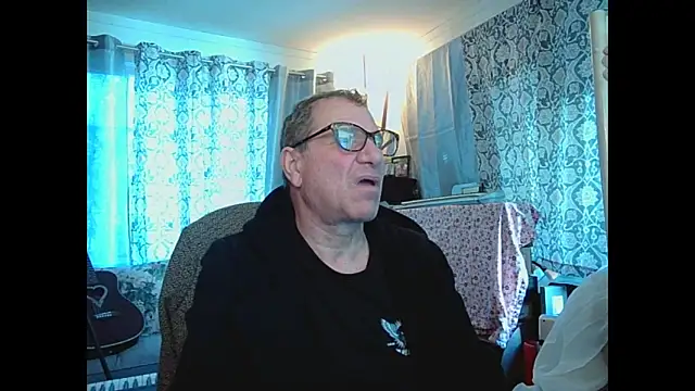 coryassman online show from December 7, 2024, 8:38 pm