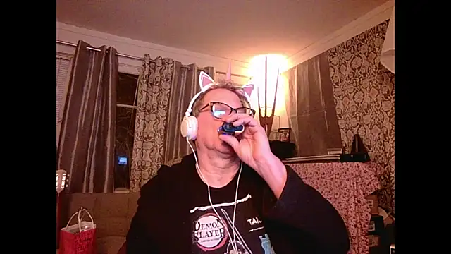 coryassman online show from January 3, 2025, 12:19 pm