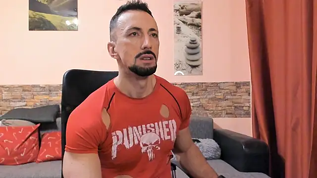 HotHunkTrainer online show from January 17, 2026, 8:52 am