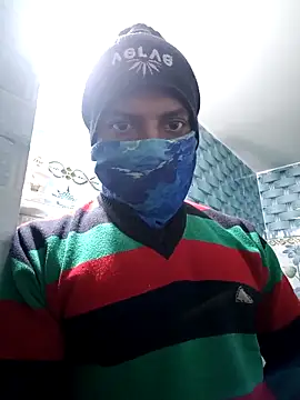 model yesx online show from January 14, 2026, 4:34 pm