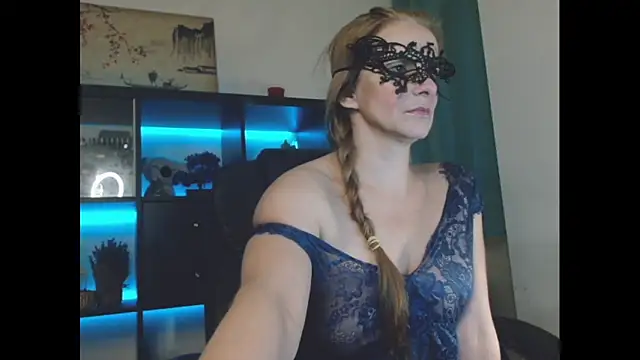 hadaazul99 online show from January 8, 2025, 12:26 pm