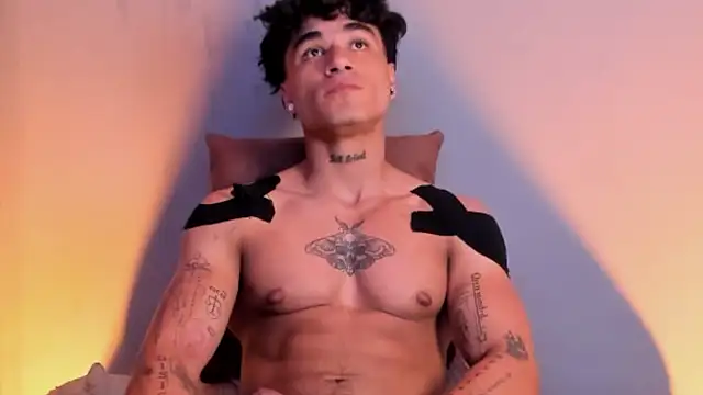 Thomas Fit1 online show from December 28, 2024, 2:01 am