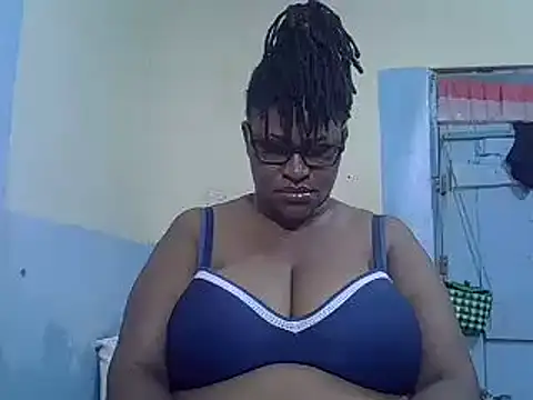 sexy bigboobss online show from September 28, 2025, 9:36 am