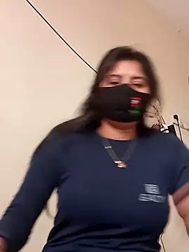 Snapshot of Cute_Nipa chatting on January 5, 2025, 4:47 am Cute Nipa online show from January 5, 2025, 4:47 am