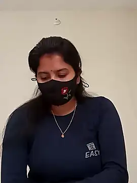 Snapshot of Cute_Nipa chatting on January 8, 2025, 2:25 am Cute Nipa online show from January 8, 2025, 2:25 am