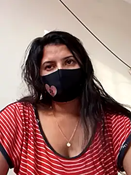 Snapshot of Cute_Nipa chatting on February 19, 2025, 10:45 am Cute Nipa online show from February 19, 2025, 10:45 am