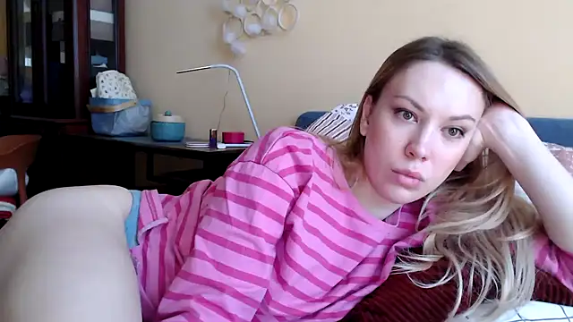 Scarlettford online show from February 7, 2025, 11:56 am